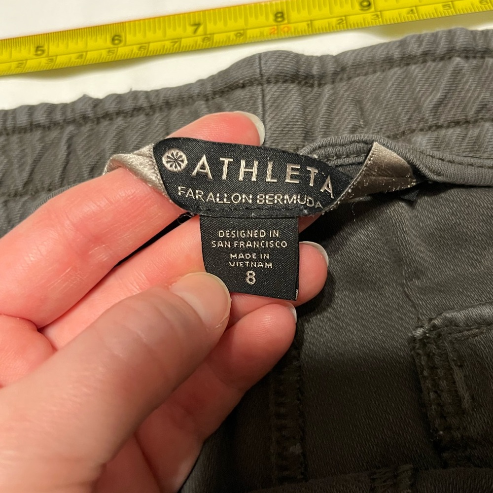 Athleta Farallon Women's Olive Shorts - Picture 8 of 12